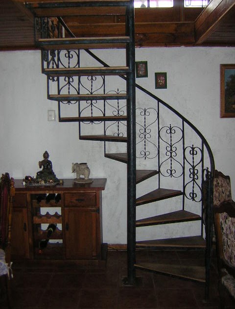 Escaleras de Caracol: Escala semi caracol