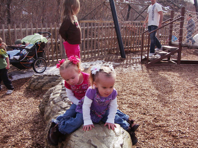 Eva & Anna hoogle Utah park