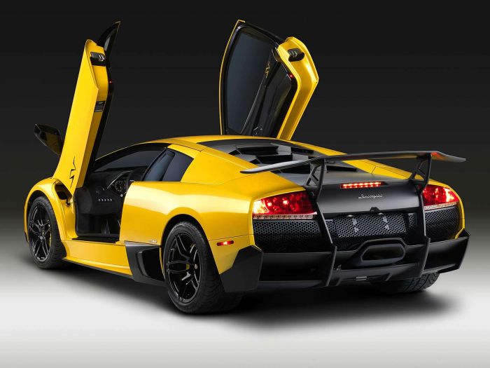 raps about lamborghini builds automobiles that Lamborghini lp640 4 sv
