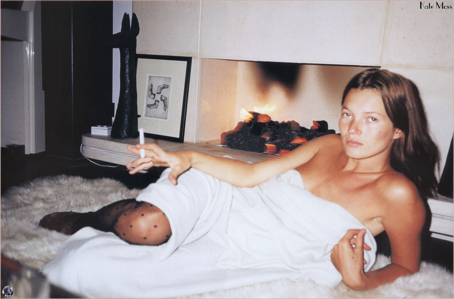 http://2.bp.blogspot.com/_6gTSj4eK_jk/TUnMBPnzKXI/AAAAAAAABKQ/OTi21S6o6gU/s1600/27310_TM187_Kate_Moss%2540Nova.jpg