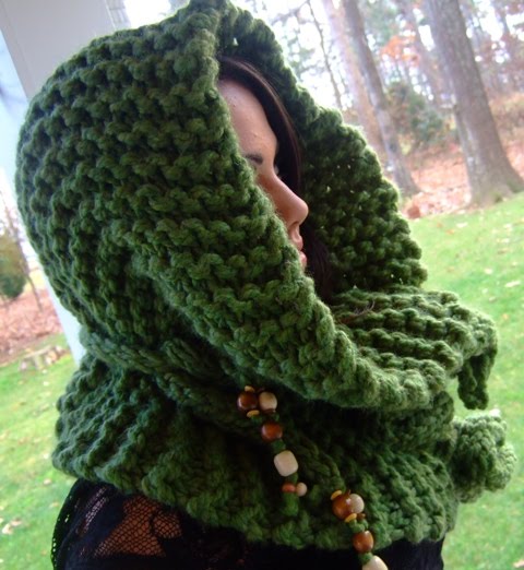 Knit Cowl - Little Flowers + Kid Merino - Free Knitting Pattern