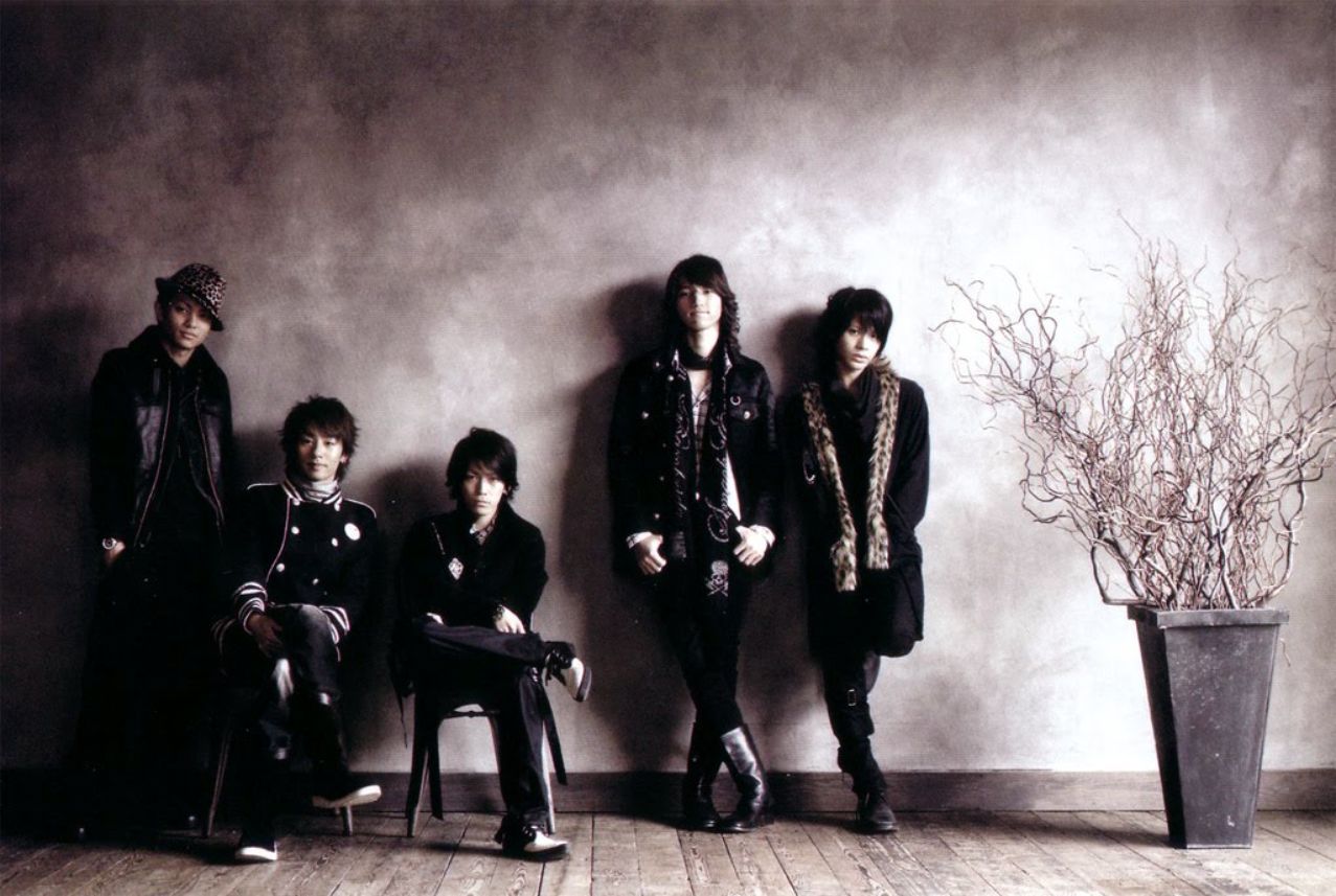 japanese- music: KAT-TUN