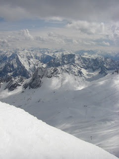 Breaking The Circle The New Life Of The Bioturme Lauchhammer Elephant In Berlin