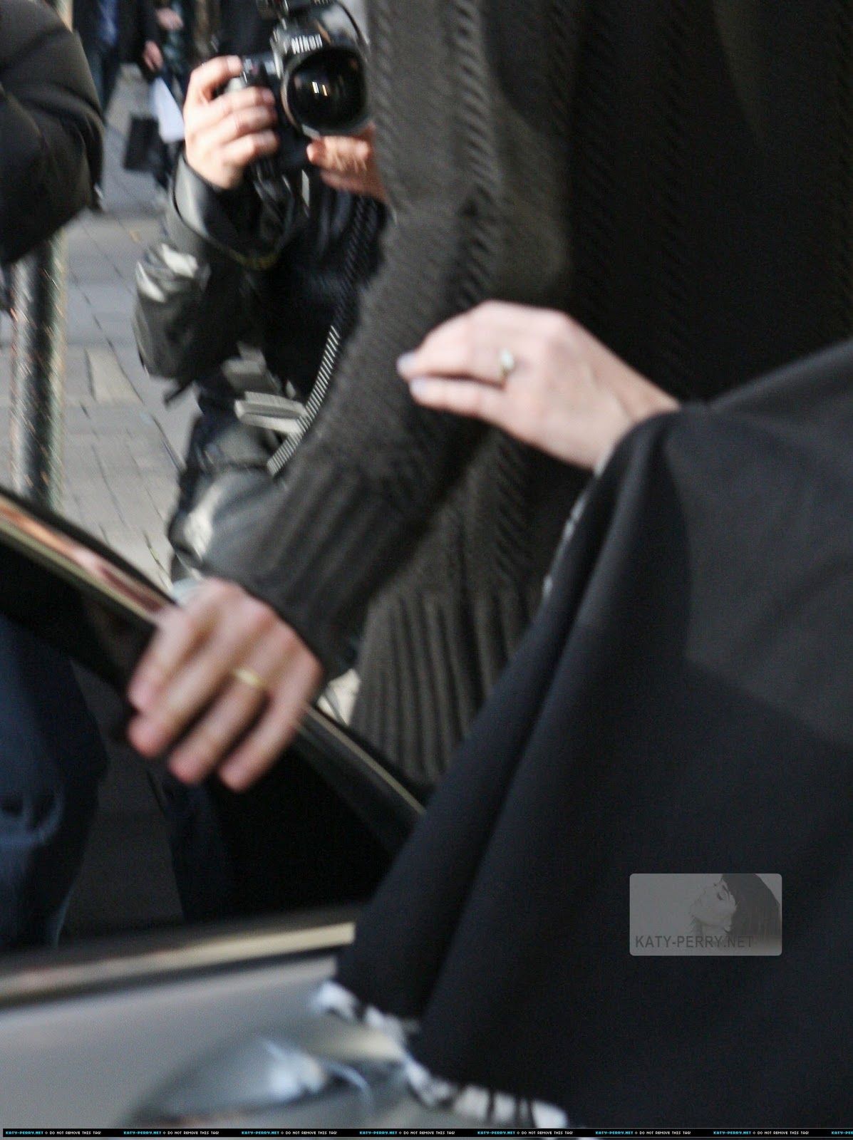 http://2.bp.blogspot.com/_6pANttbU-6E/TMBSjW8-sDI/AAAAAAAAAmM/uFCBUISkB5g/s1600/001.jpg