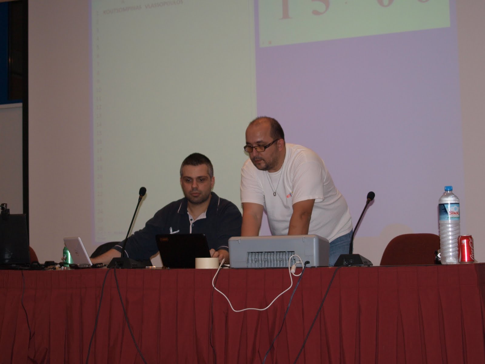 [PC111636.JPG]