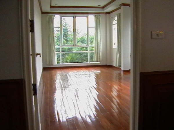 [=?windows-874?B?os254aHouTY4NC5qcGd=?=-740532]