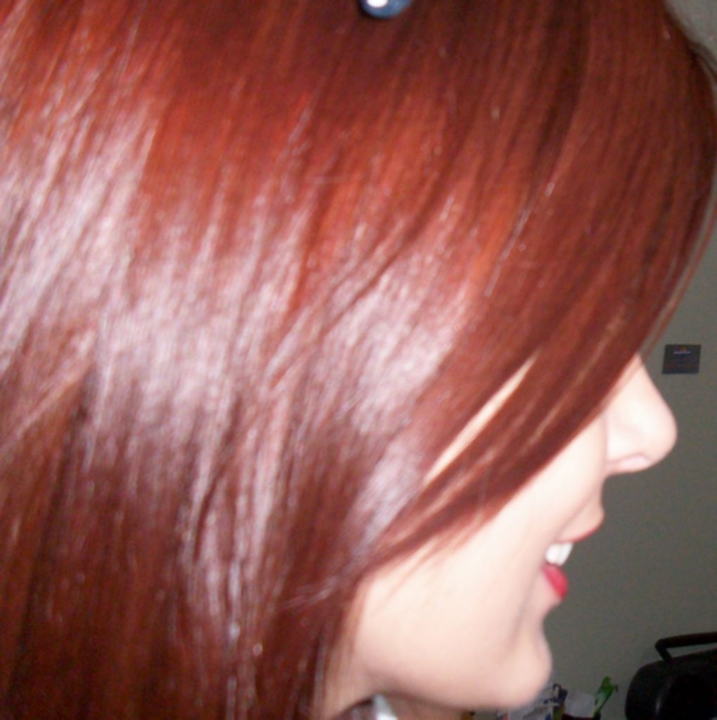 Mor Akrep Gözüyle&hellip; Her Yeni Saçta Başka Bir Mor Akrep