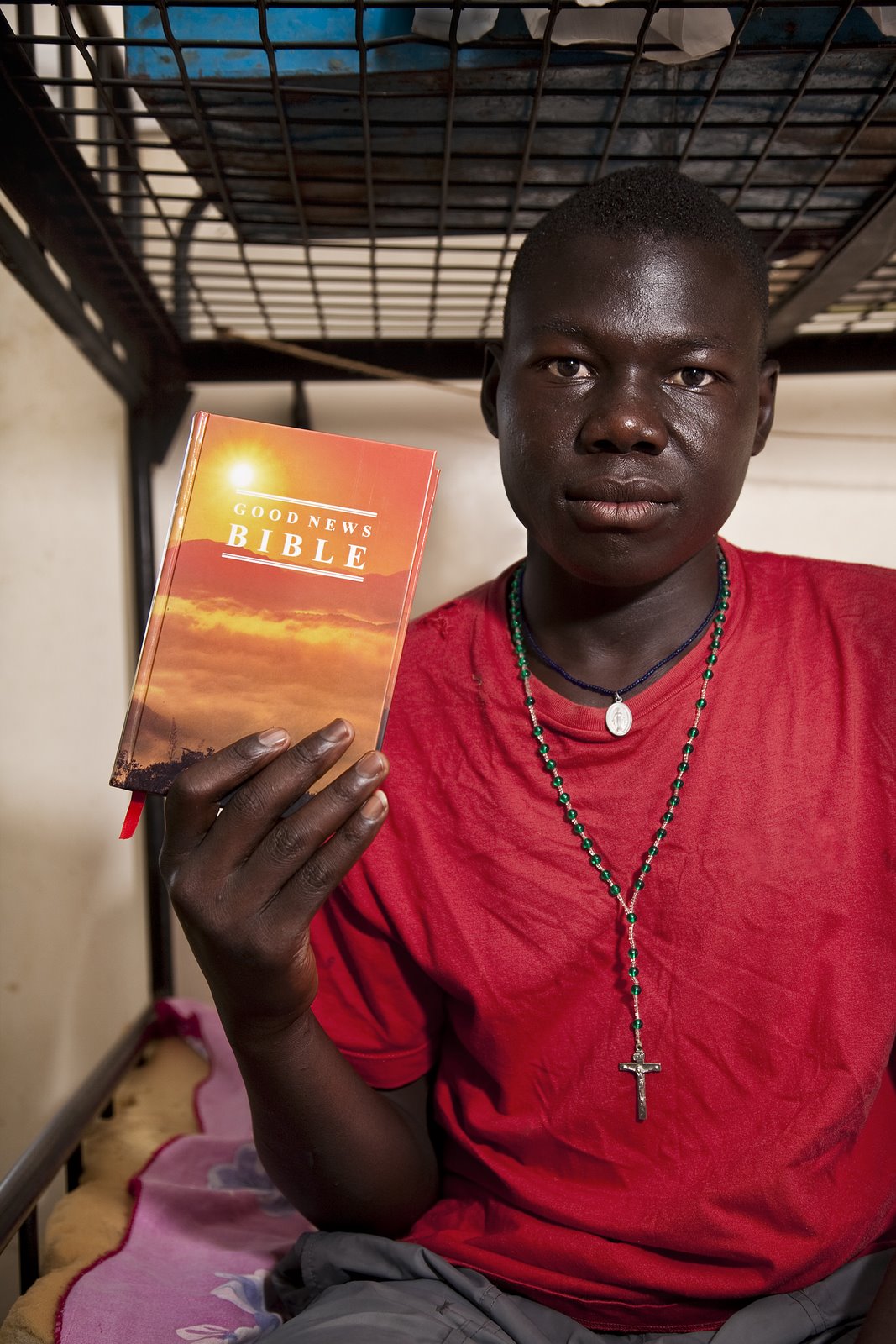 [Uganda+Laro+boy+2+with+bible.jpg]