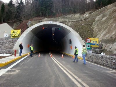 Αποτέλεσμα εικόνας για γκροπα συραγγα"
