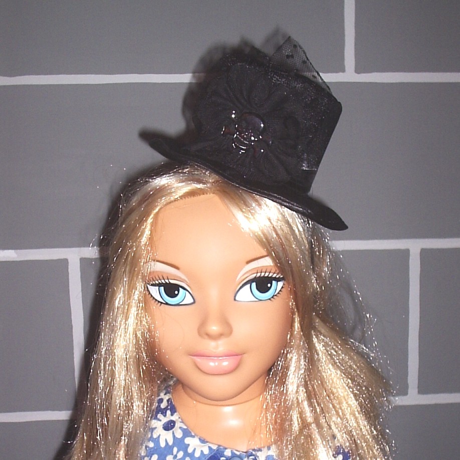 [Mini+Top+Hat+Halloween+II.JPG]