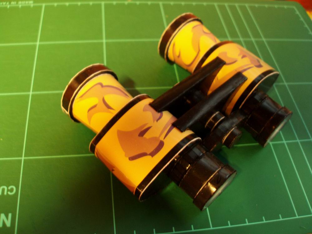 Ruang Antho BINOCULAR PAPERCRAFT