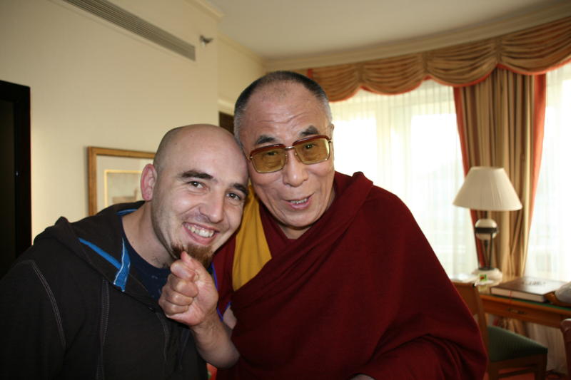 [image-2008-12-17-5265584-41-sergiu-matei-dalai-lama.jpg]