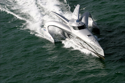 Whale Wars - Earthrace