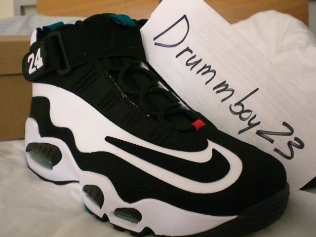 [griffey+3.JPG]
