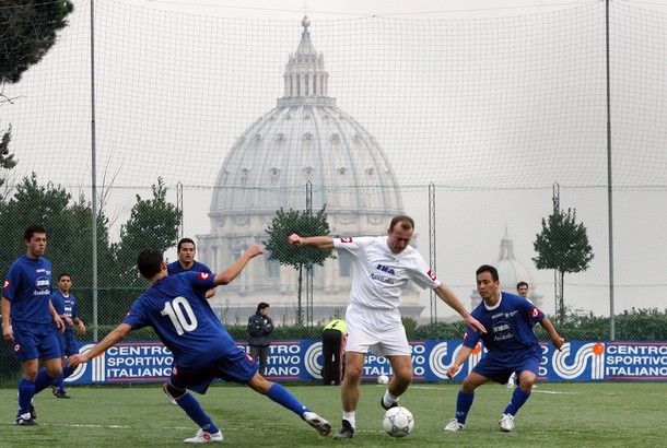 Euro 2016 : El Vaticano adentro, tiemblan las potencias Euro 2016 : El Vaticano adentro, tiemblan las potencias