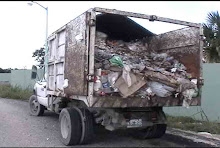 Camion de Basura Abandonado