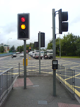 Pedestrian islands: "pens"