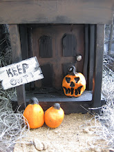 COOL JACK-O-LANTERNS TO SCARE AWAY VISITORS