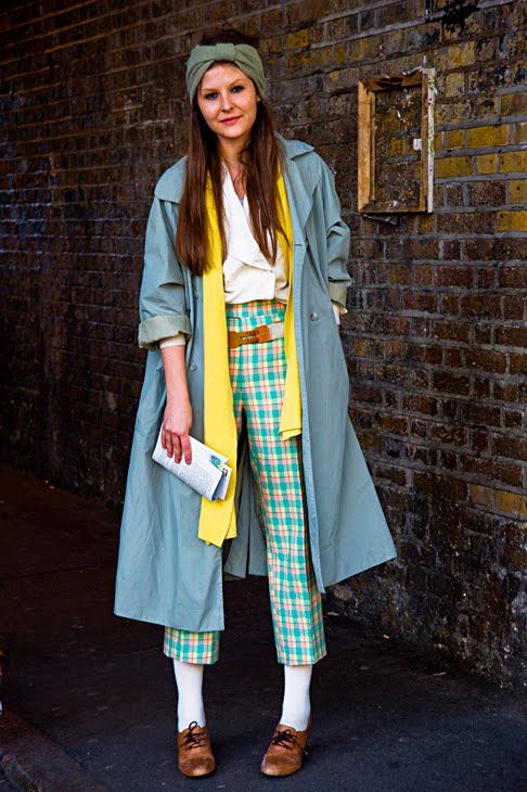 Mira Magazine: London, England Street Style Fashion