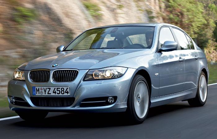 [2009+BMW+3+Series+sedan.jpg]