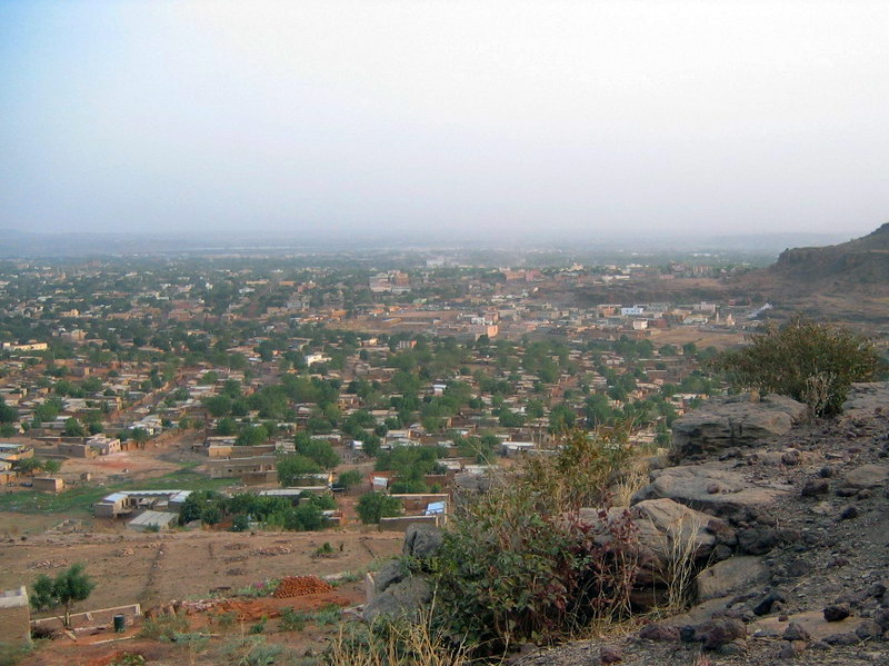 [hilltop-view-over-bamako.jpg]