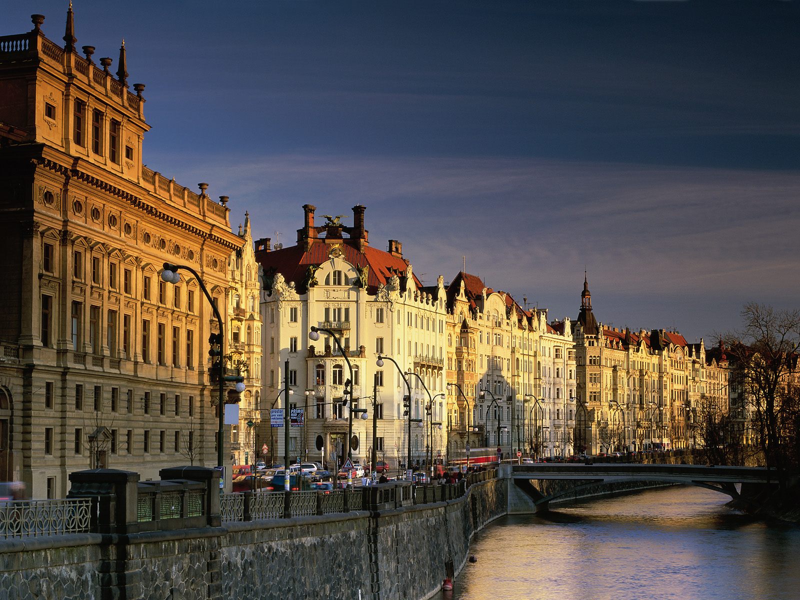[Vltava+River,+Prague,+Czech+Republic.jpg]