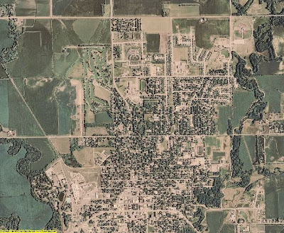 An aerial photograph of Seward, Nebraska. The image was taken from http://cgi.ebay.com/AERIAL-PHOTO-CD-Seward-County-Nebraska-2006-NE-Map-GIS_W0QQitemZ270366778813QQcmdZViewItemQQimsxZ20090331?IMSfp=TL0903311510002r20827#ebayphotohosting.