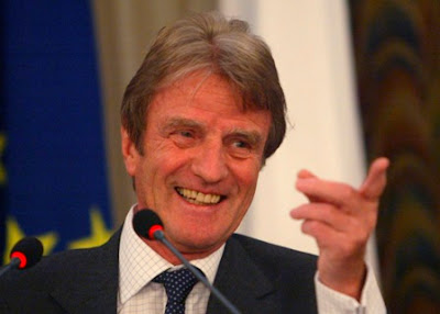 M. Bernard Kouchner