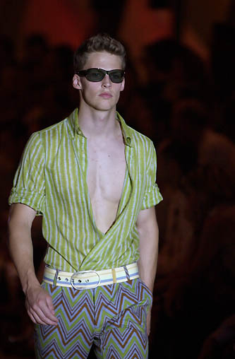 [gigli-ss2001-men-39.jpg]