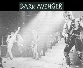 http://2.bp.blogspot.com/_7WL8YT7JOT0/Sxej8hJWFRI/AAAAAAAADxw/ycsXhkP9EVA/s320/dark+avenger1.jpg