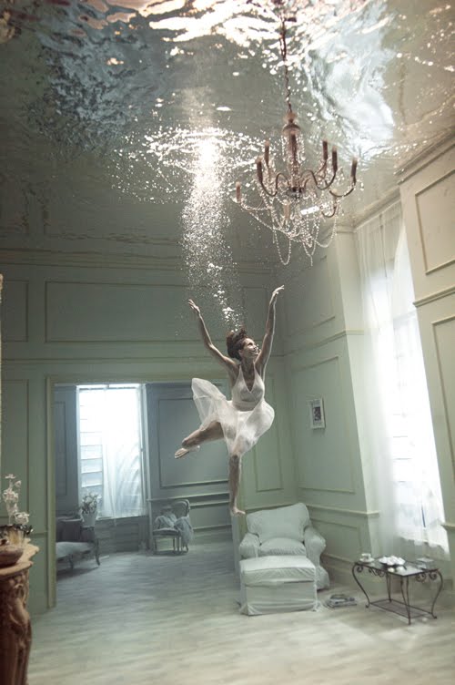 [underwaterroom.jpg]