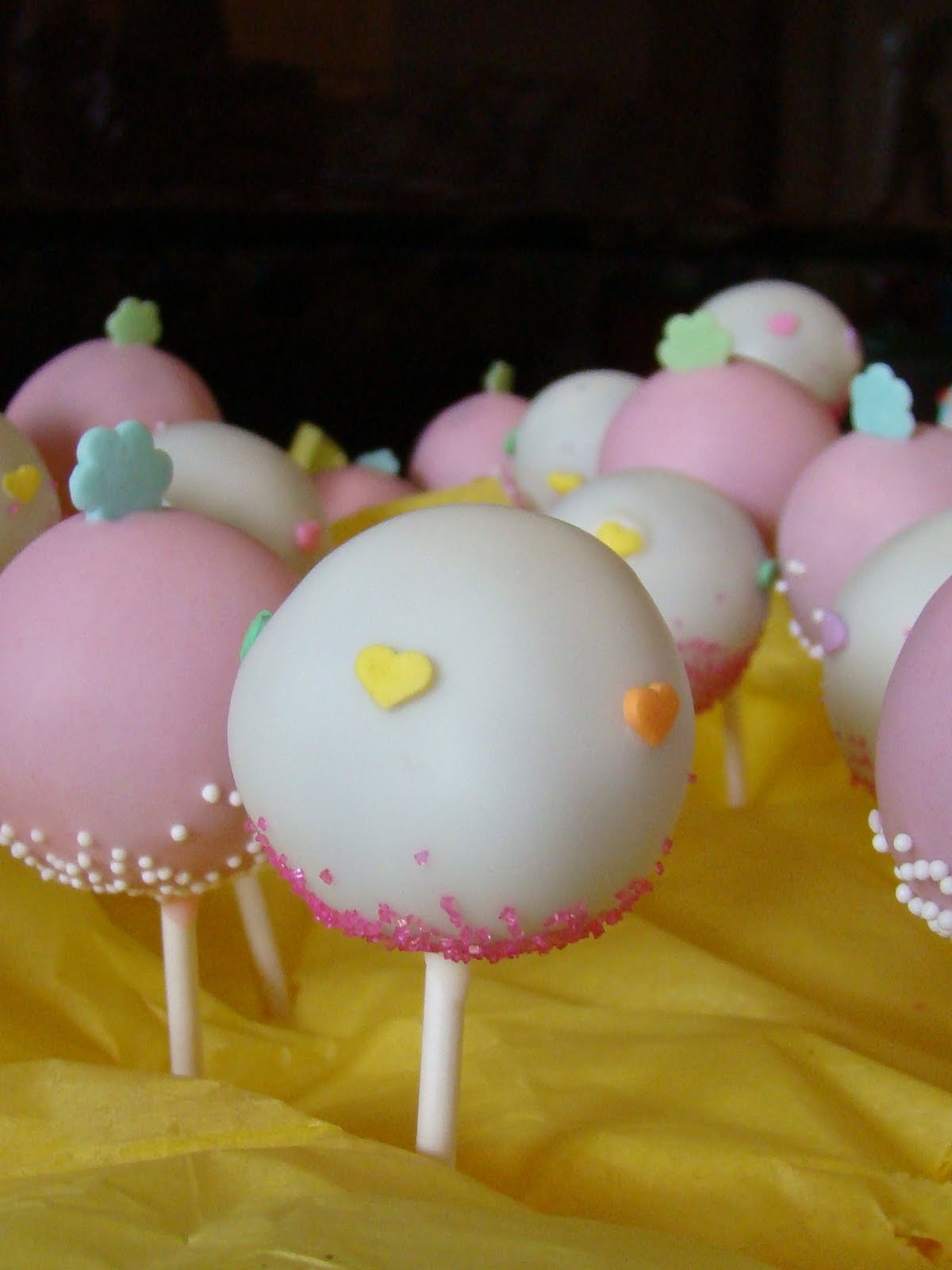 Just Eat It Cakes Decorating Cake Pops/Balls