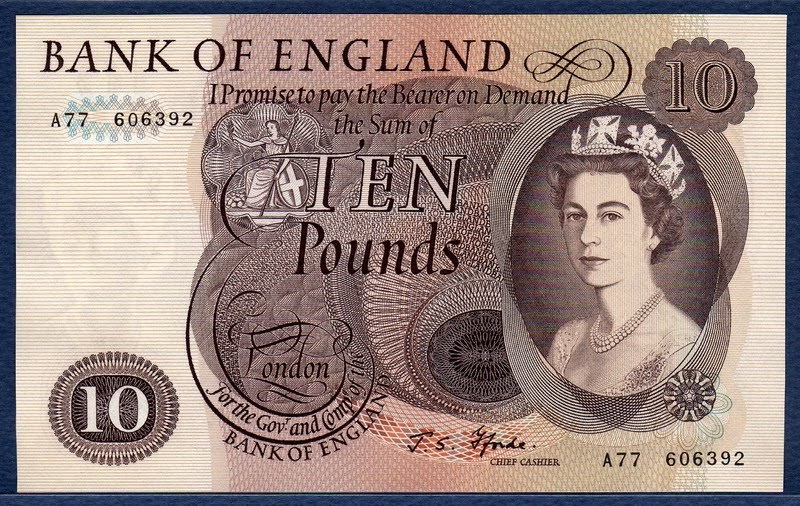 Bank of England £10 British Pounds banknote of 1966-1970.|World