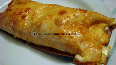 Rocambole de Massa de Pastel Recheado com Lombinho Rocambole de Massa de Pastel Recheado com Lombinho