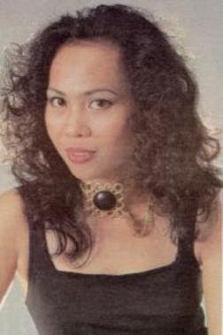 Mia Lyrics Lirik Lagu Berpaut Di Dahan Cinta