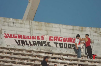 river bandera repudio