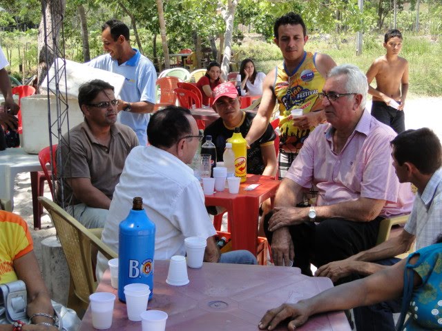 CRAS DE SÃO BERNARDO REALIZA DIA DE LAZER COM IDOSOS