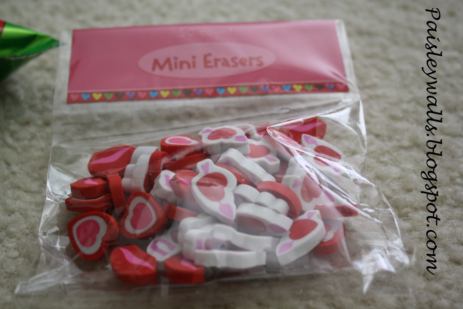 Paisley Walls Mailbox gift Bags