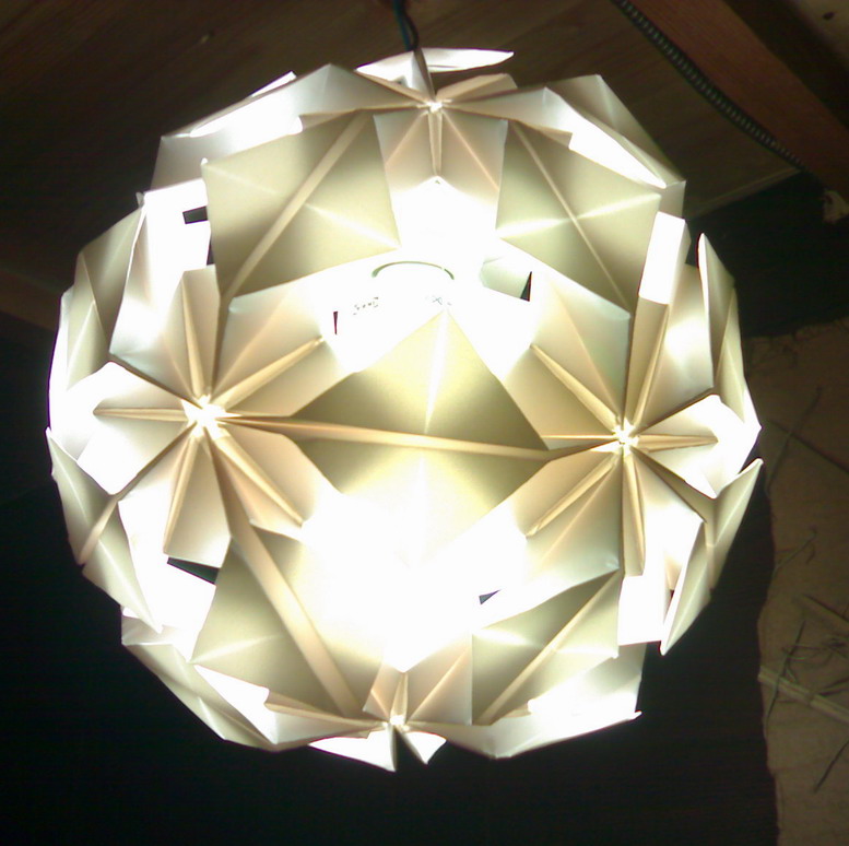 un concept luna abajur