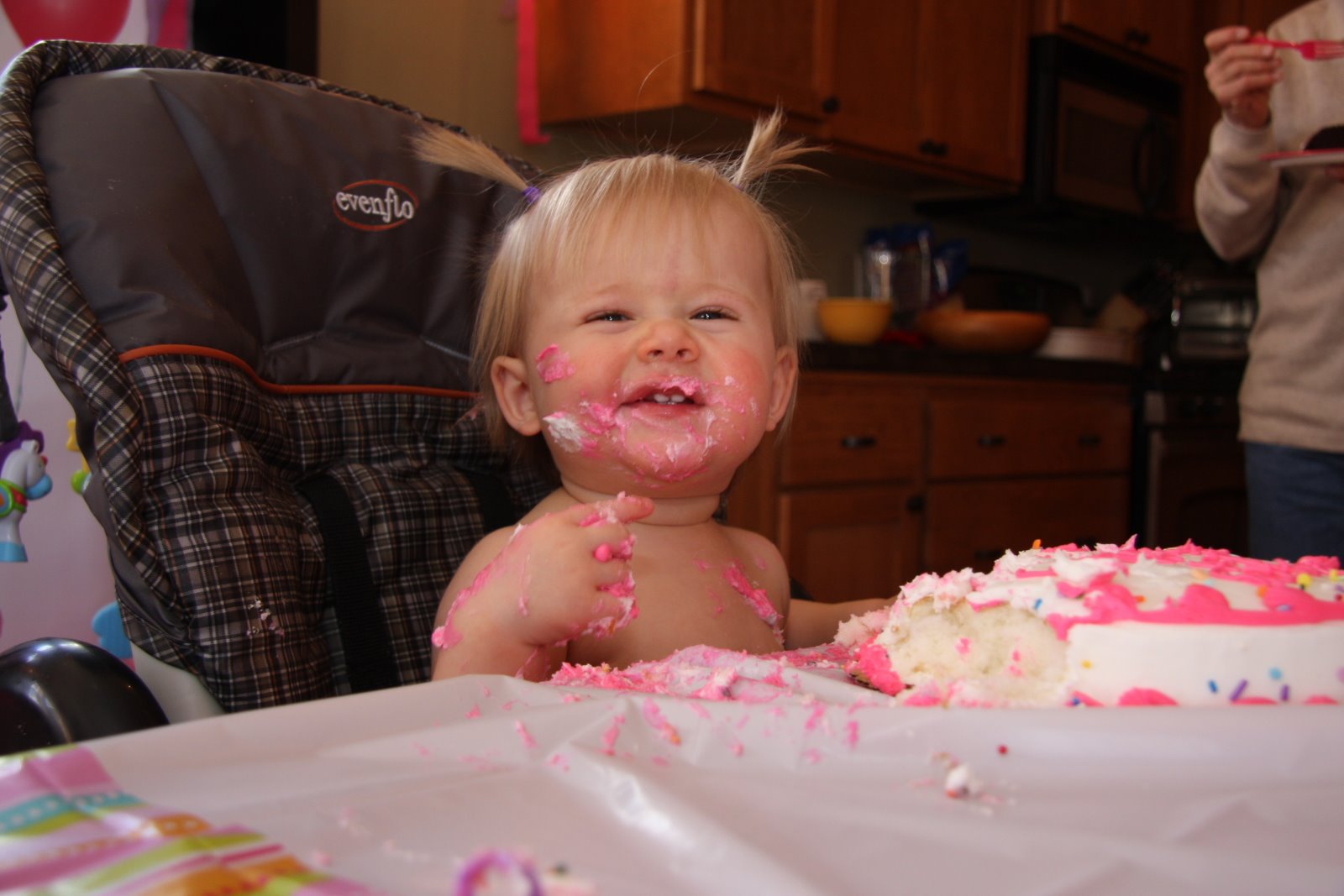 [Hailey1st_B-Day_005.JPG]