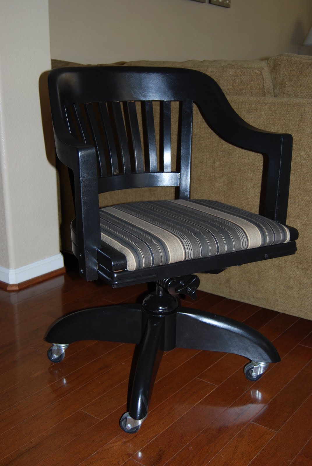 Dusting Off The Mantel My 1.99 Goodwill Chair