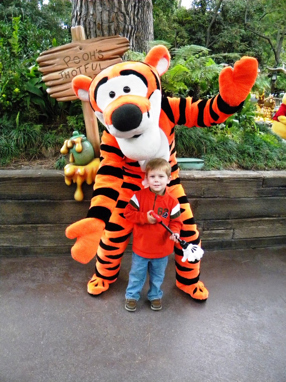 [Ben+and+Tigger+2.JPG]