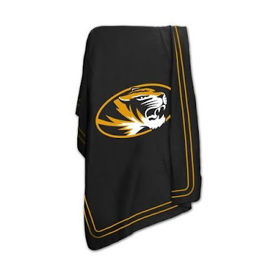 Black MU Tigers fleece blanket with a Tiger logo.
