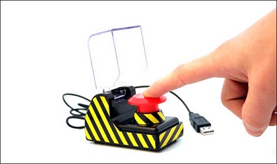 [Pointless-Computer-Accessories-lifestyle-04-771275.jpg]
