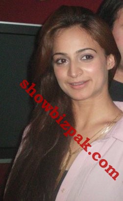 [noor7.jpg]