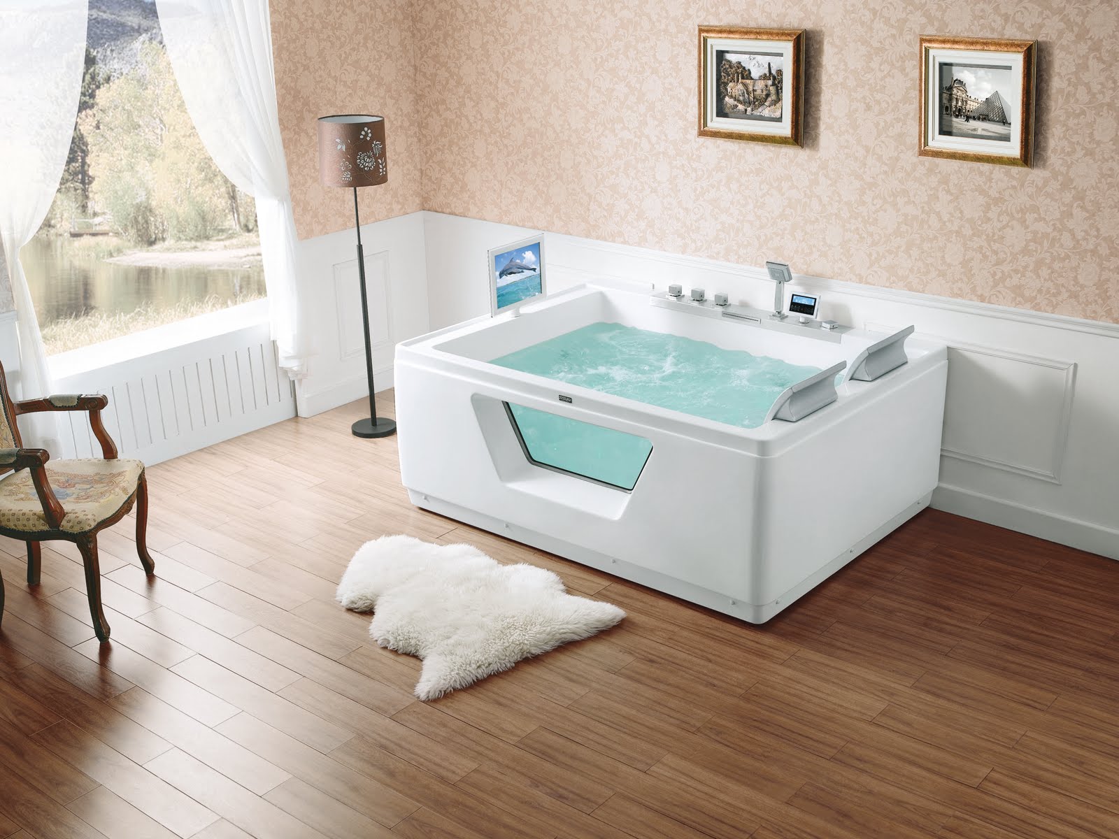 Luxury whirlpool baths from ssww