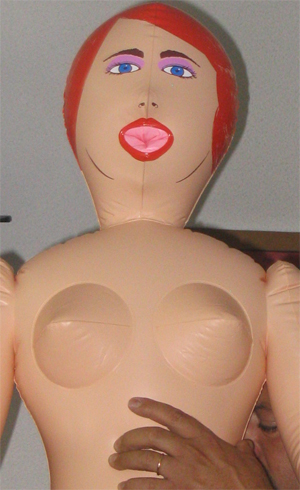 [boneca.jpg]