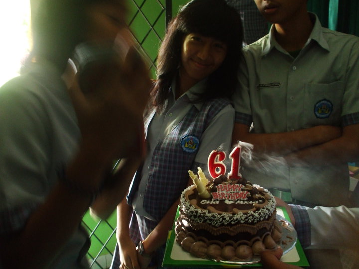 Write Read Love Review Who S Having Birthday On April