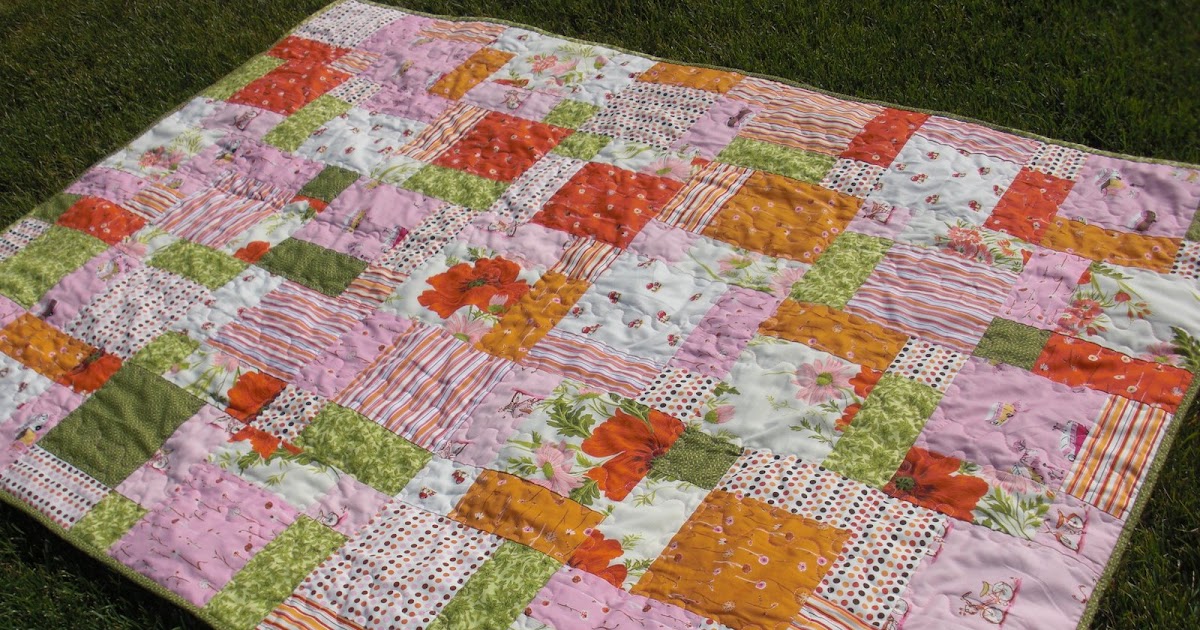 Obsessively Stitching: Tablecloth Quilt