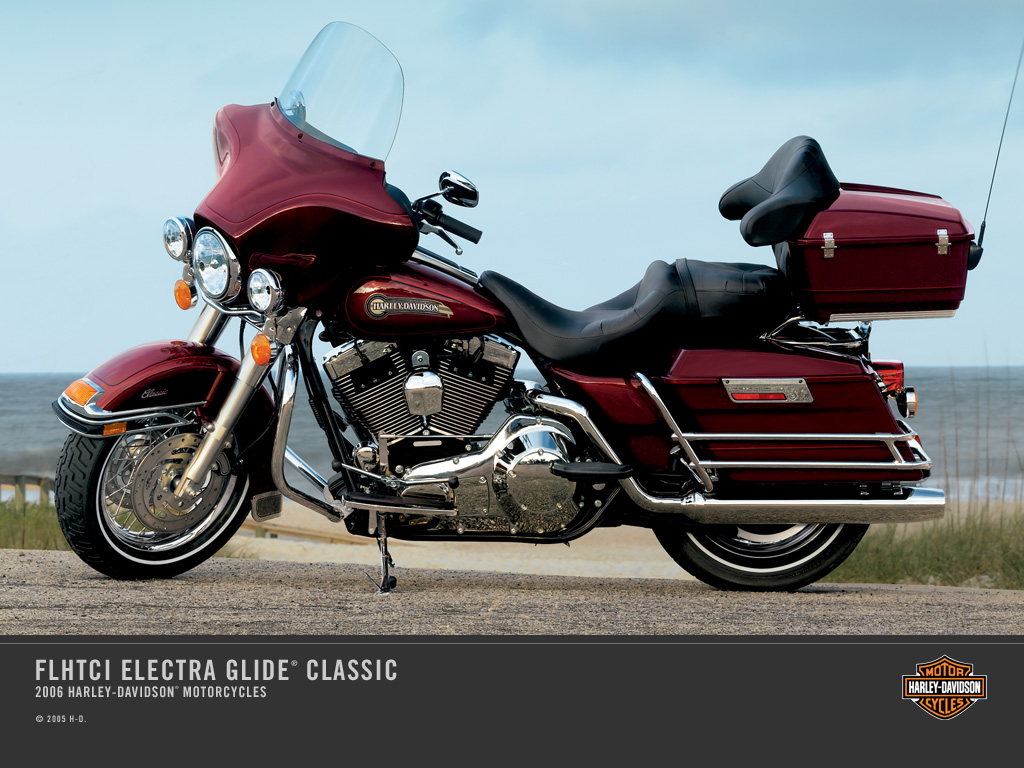 [Harley-Davidson_FLHTCI_Electra_Glide_Classic_2C_Touring_Family_2C_2006.jpg]